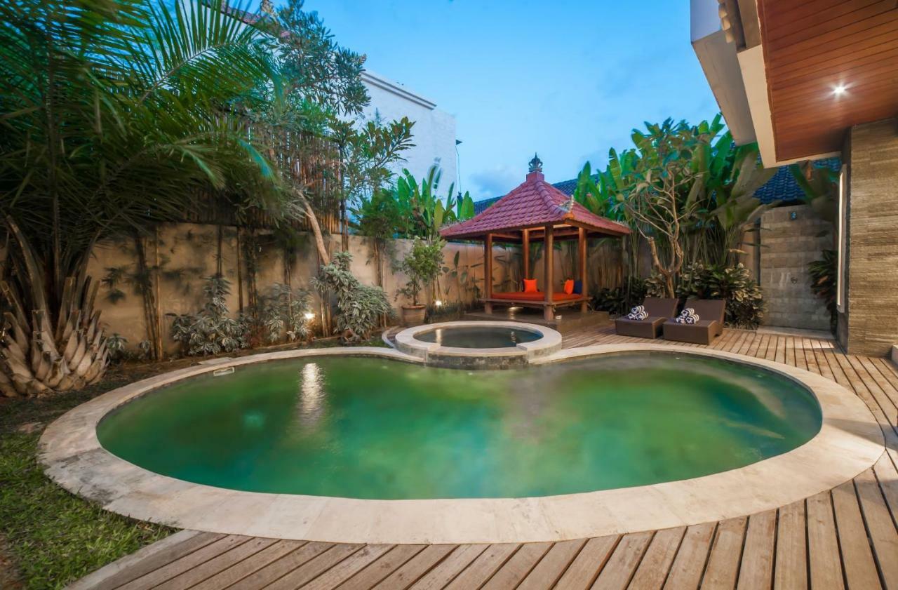 Villa Suzuki 2 Seminyak Eksteriør billede
