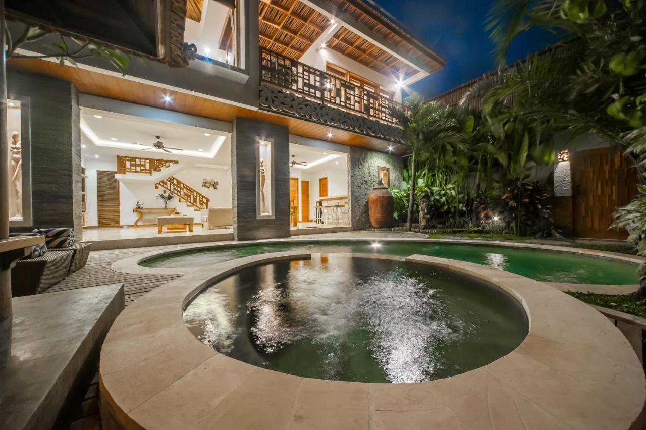 Villa Suzuki 2 Seminyak Eksteriør billede